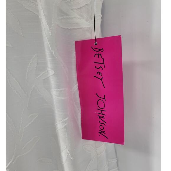 Betsey Johnson White Textured Sleeveless A-Line Dress Size 10 NWT - Picture 5 of 11
